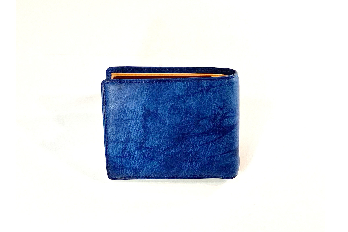藍染め二つ折り財布の画像