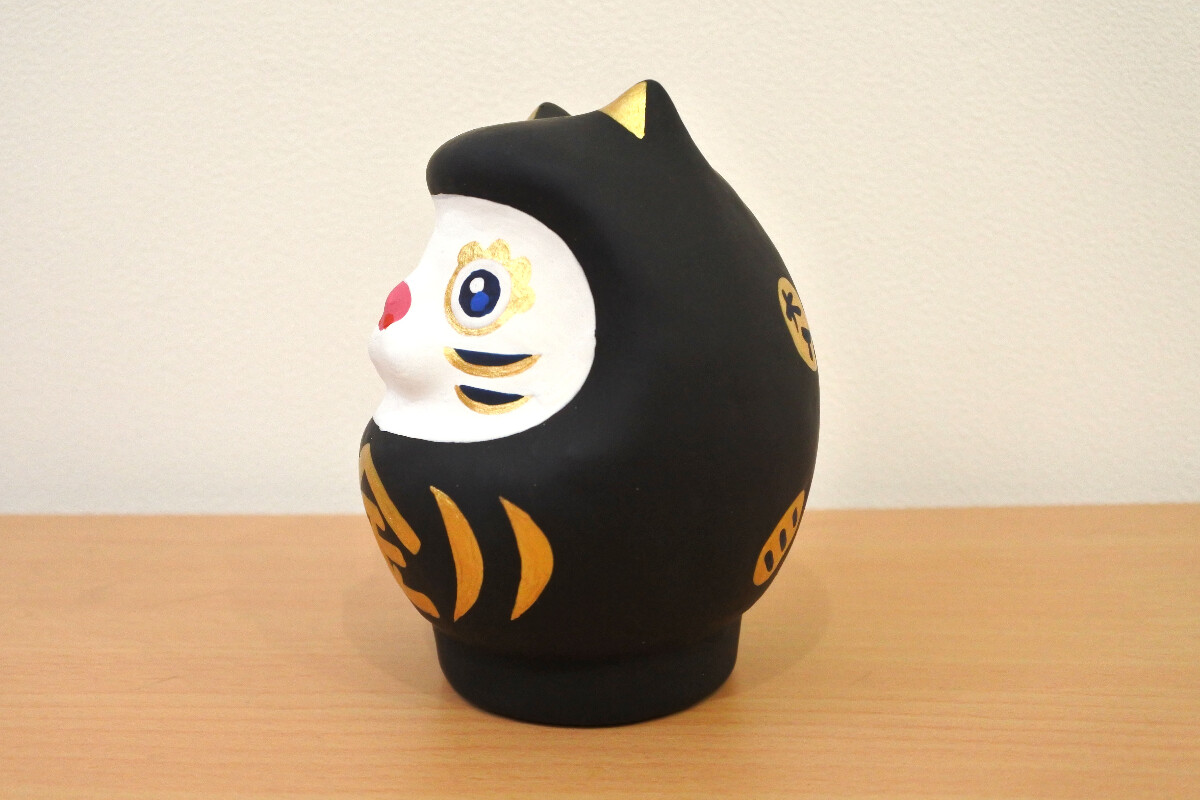 開運ねこだるま 黒金の画像